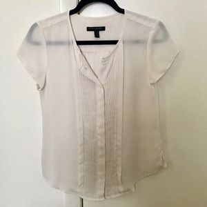BANANA REPUBLIC • White Semi-Sheer Blouse